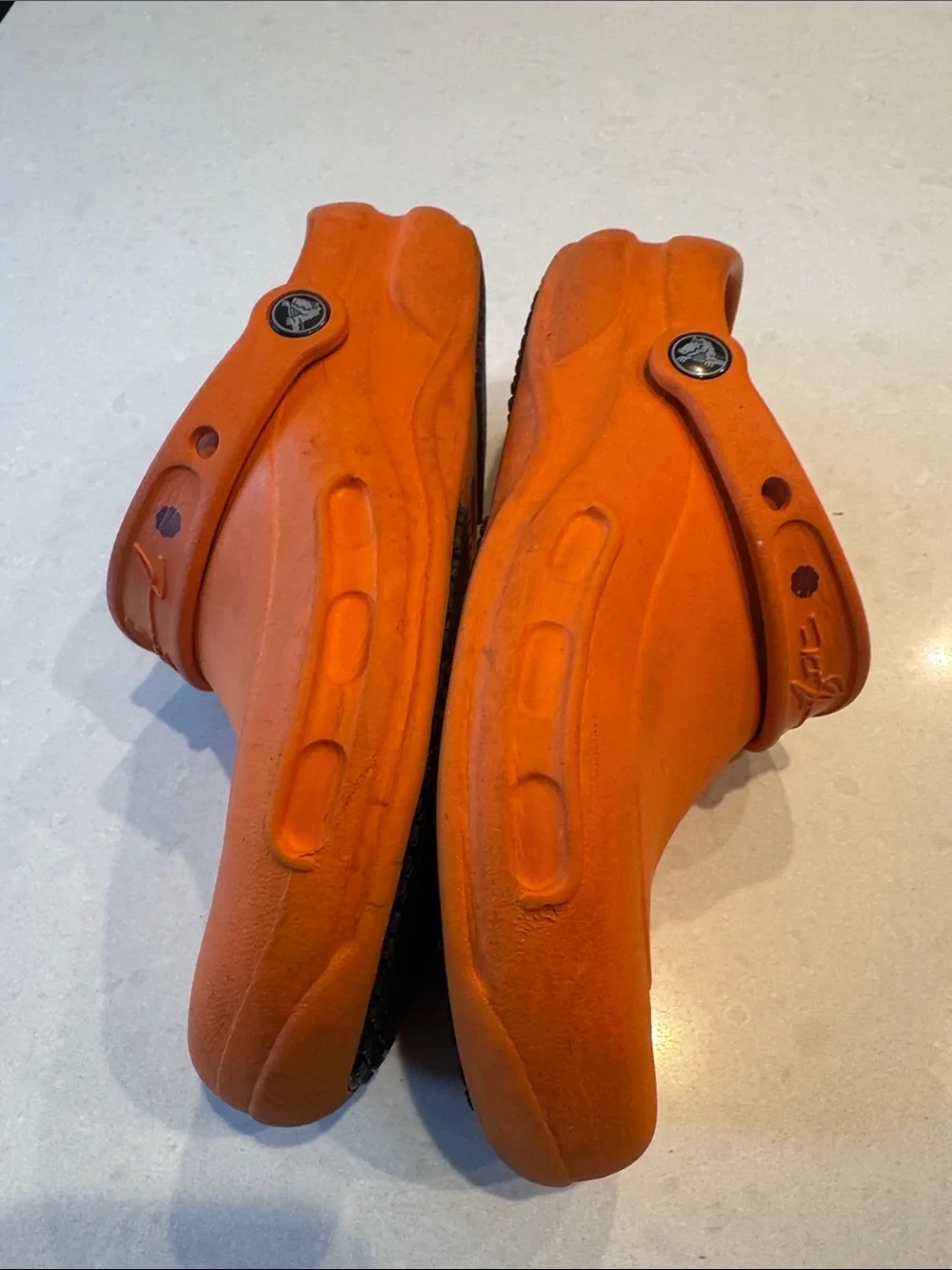 CROCS Mario Batali Men's Orange Classic Clog with Heel Strap women 9